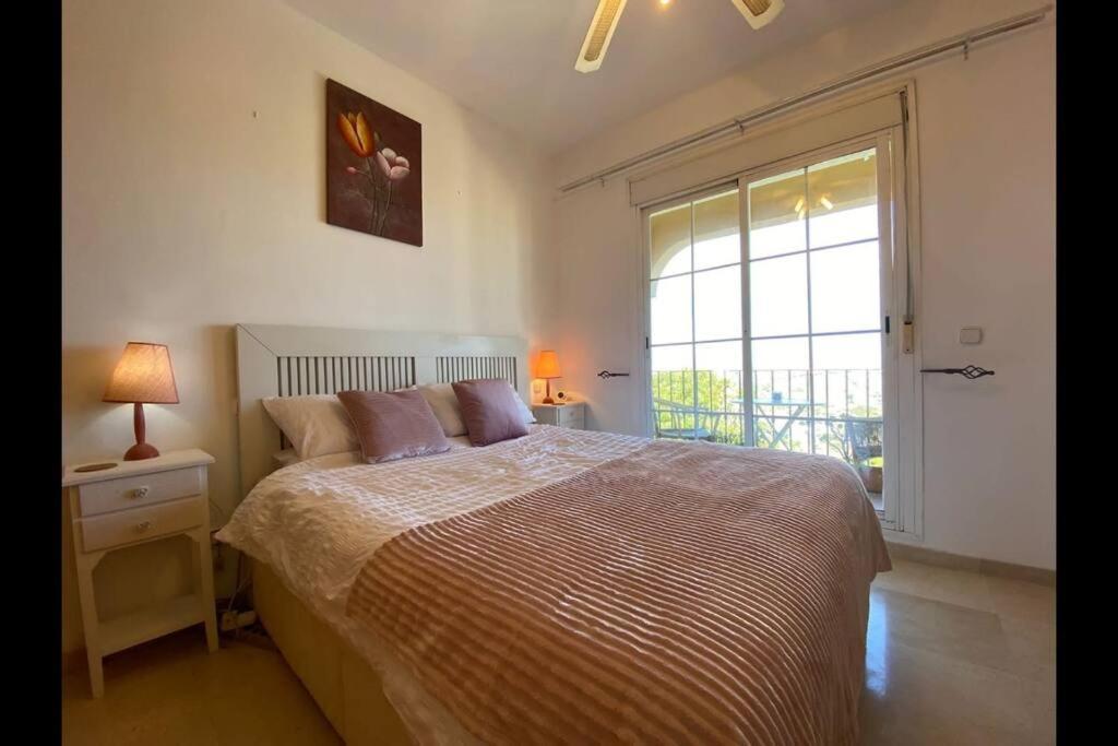 3 Bedroom Home With Amazing Views & Outdoor Spaces Manilva Dış mekan fotoğraf