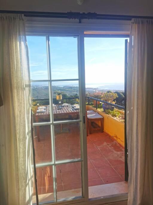 3 Bedroom Home With Amazing Views & Outdoor Spaces Manilva Dış mekan fotoğraf